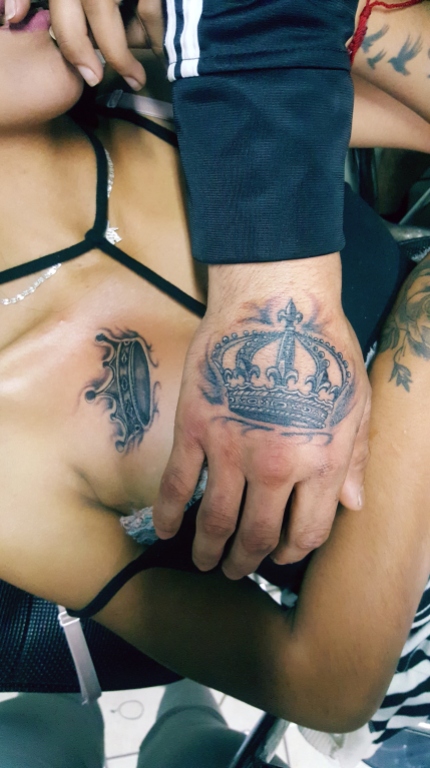 Tatuaje de pareja black and grey