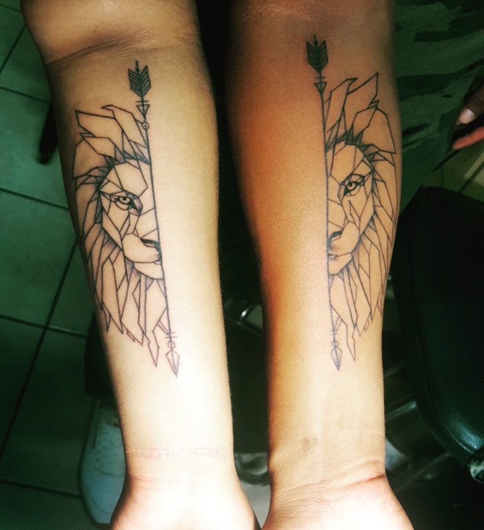 León en pareja tattoo